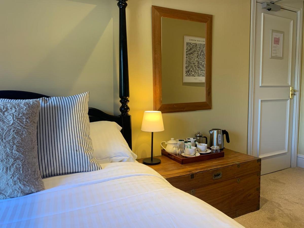 The Black Swan Inn Devizes Exteriör bild